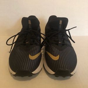 Women’s Black Nike Sneakers